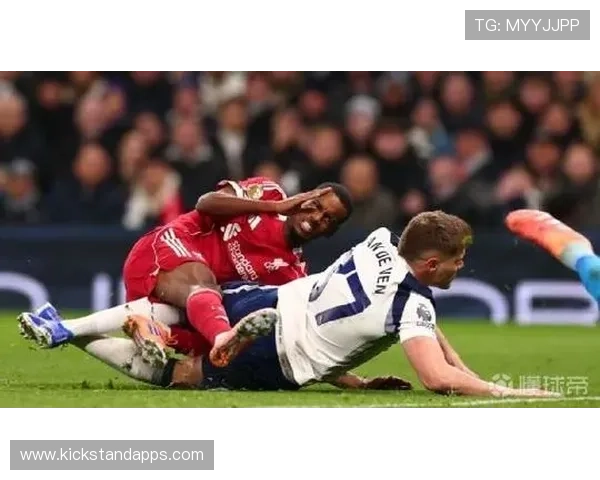 战法兰克福前范德芬波罗双缺训